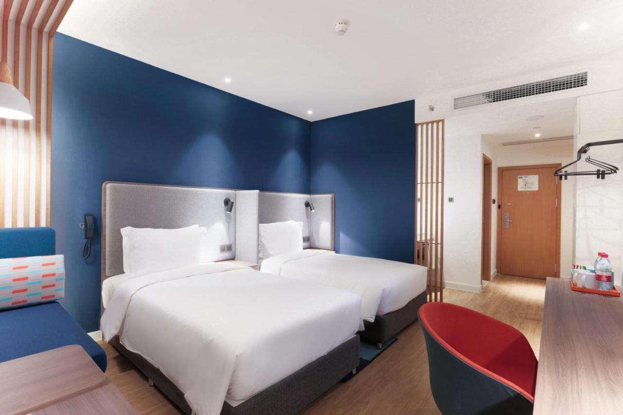 Holiday Inn Express Jiuzhaigou,Only 600 Meters To Jiuzhaigou Park By Ihg Exterior photo
