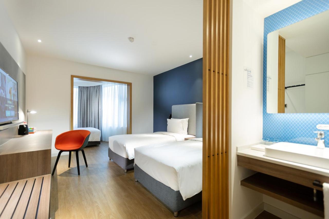 Holiday Inn Express Jiuzhaigou,Only 600 Meters To Jiuzhaigou Park By Ihg Exterior photo